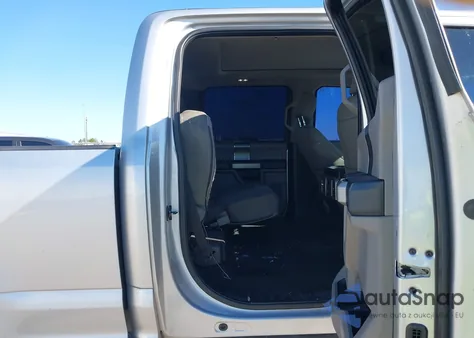 2017 Ford F-250 Lariat из США, поврежденный, VIN 1FT7W2BT4HEB75771